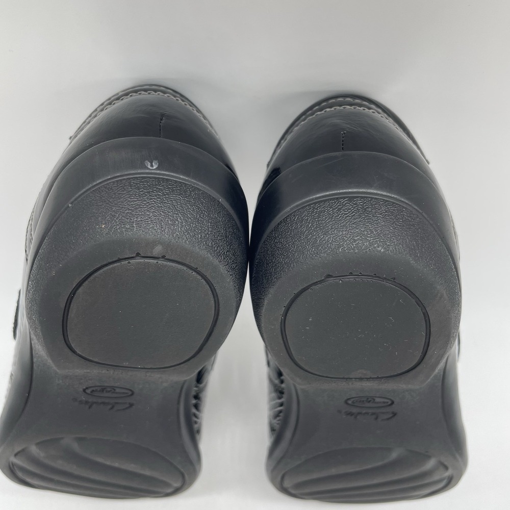 Clarks Everyday Womens 9W Shoes Black Patent Leather Comfort 83394 Hook & Loop - Picture 11 of 12